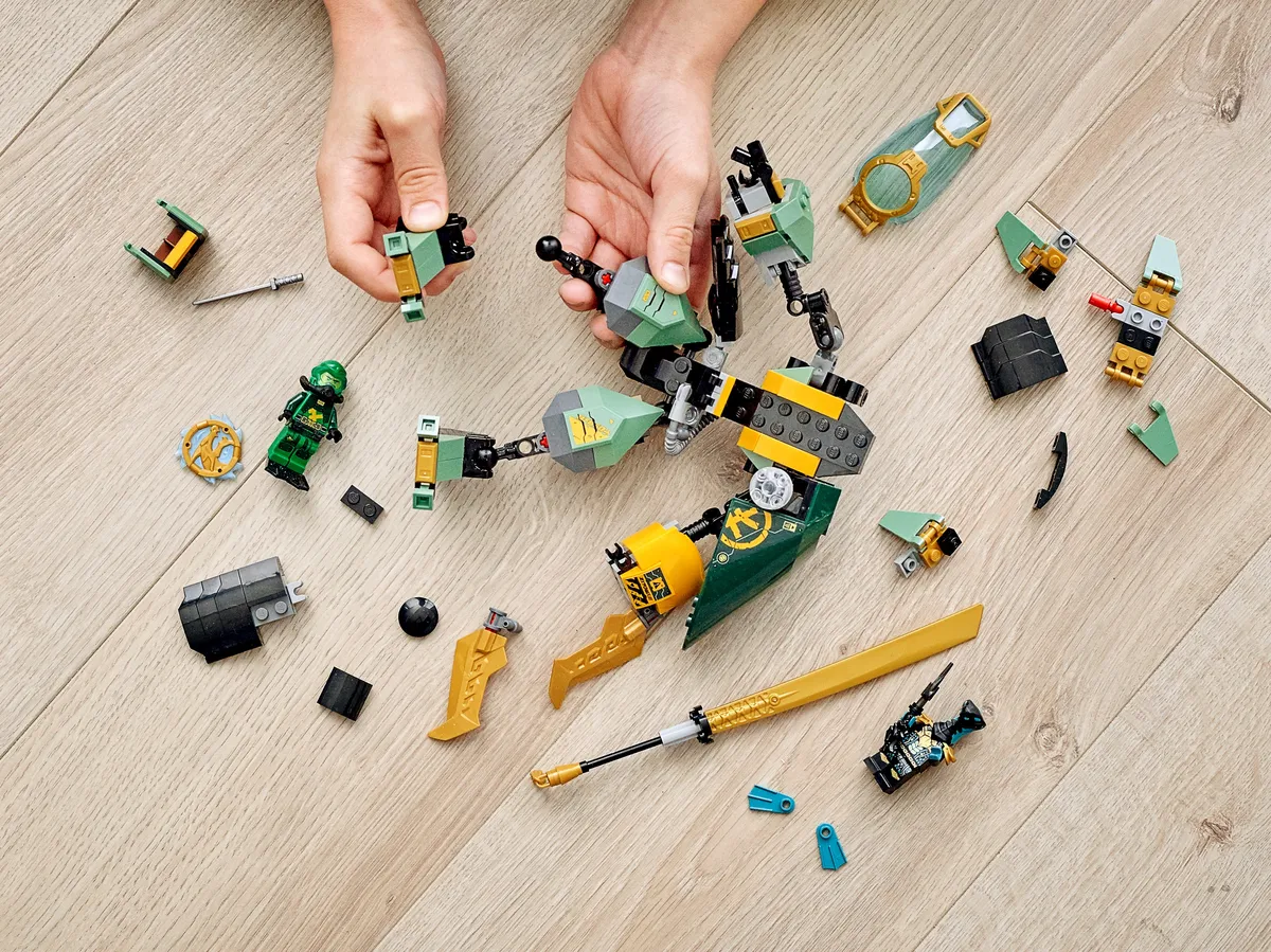 LEGO Lloyd's Hydro Mech (71750) - image 8