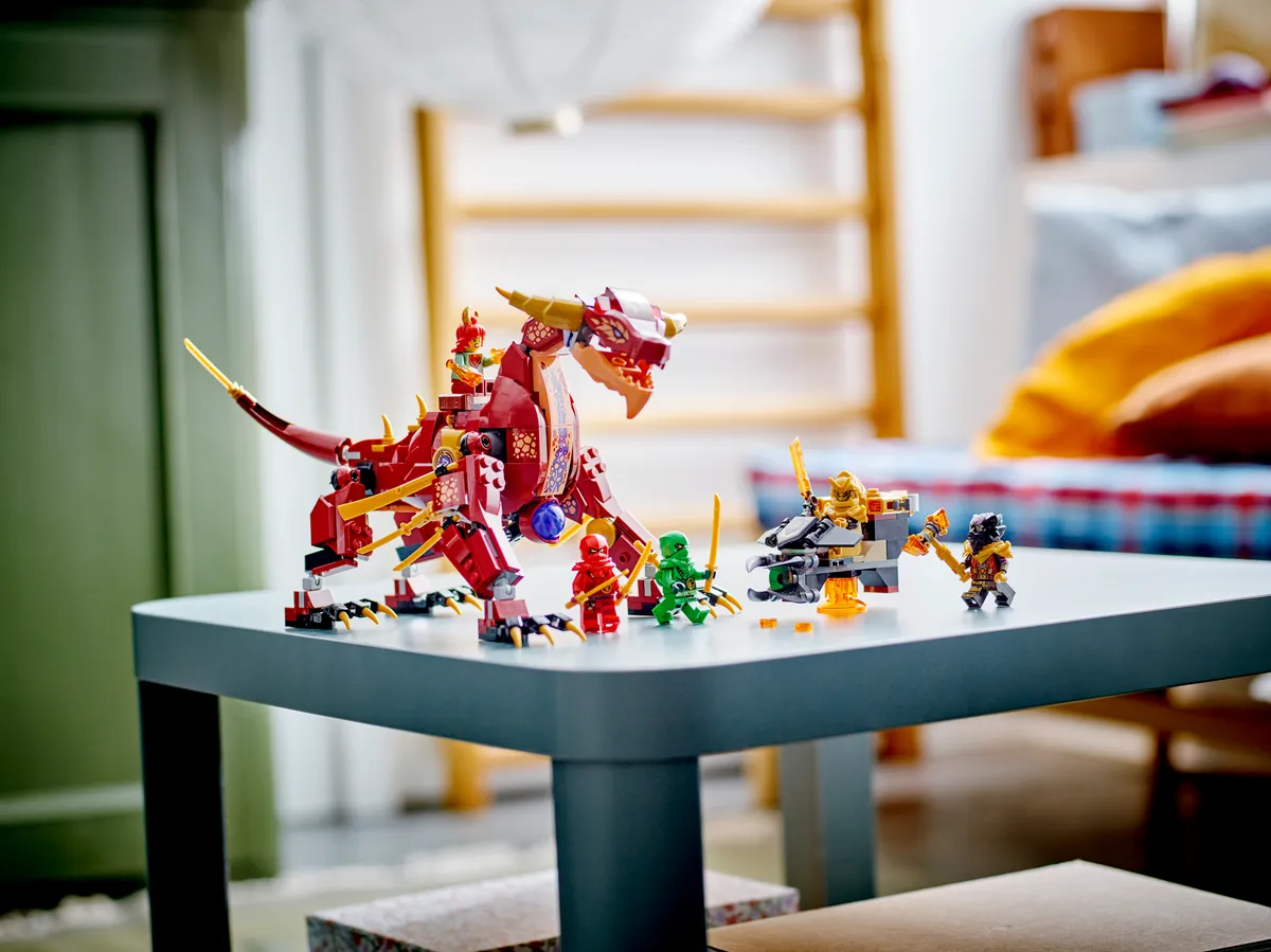LEGO Heatwave Transforming Lava Dragon (71793) - image 10