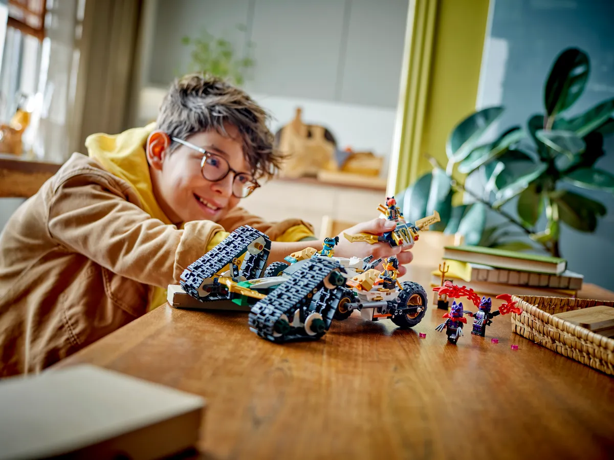 LEGO Ninja Team Combo Vehicle (71820) - Bild 7