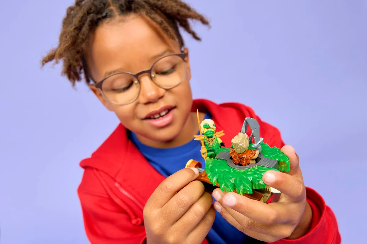 LEGO Lloyd vs. Earth Monster Spinner (71850) - Bild 2