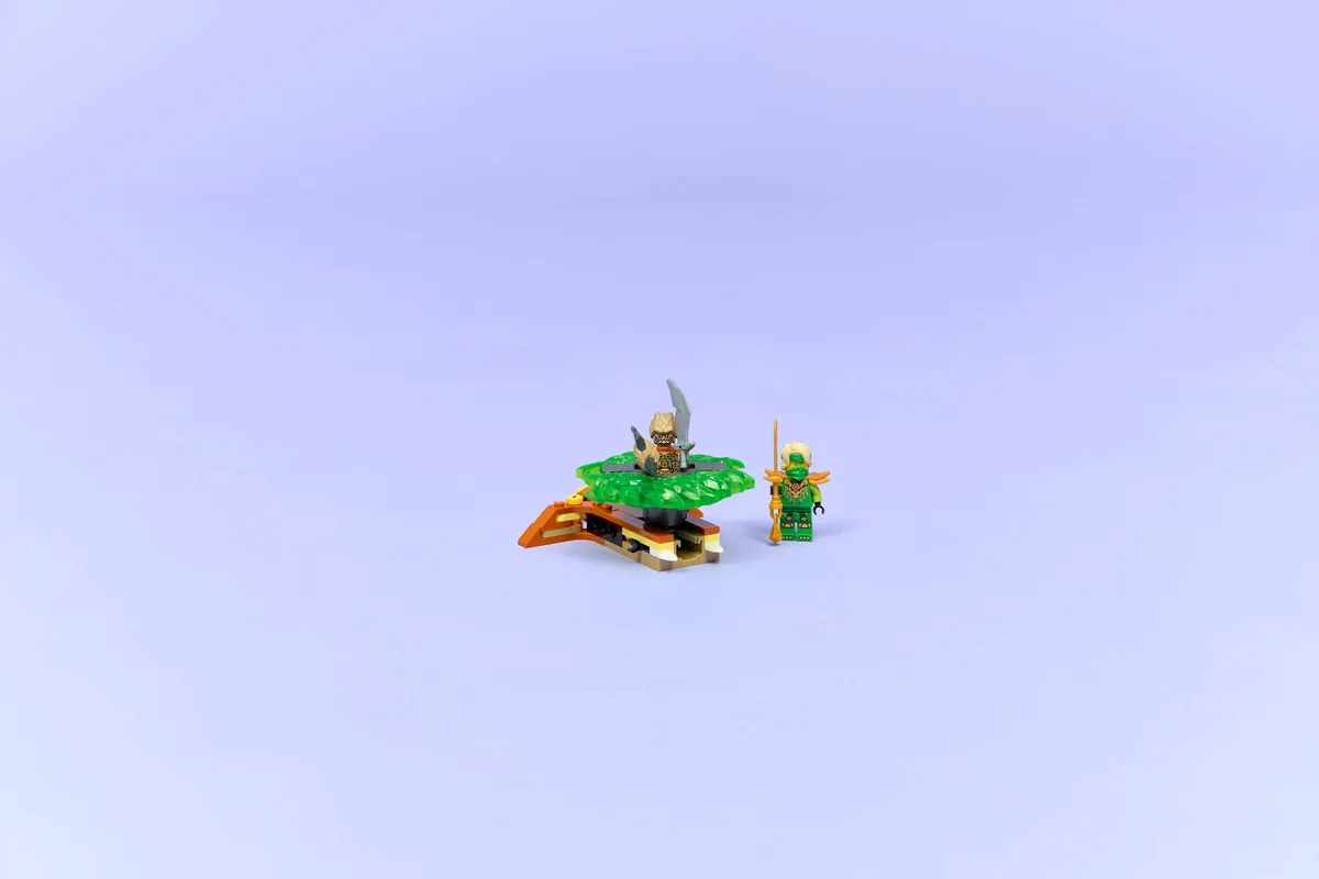LEGO Lloyd vs. Earth Monster Spinner (71850) - Bild 5