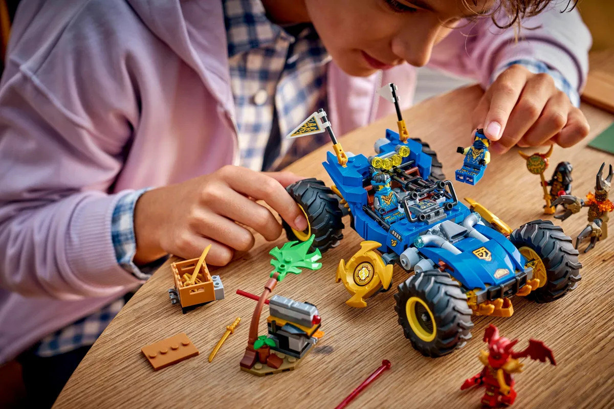 LEGO Jay's Transforming Car (71856) - Bild 6