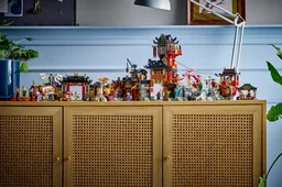 LEGO The Old Town 15th Anniversary (71861) - afbeelding 17