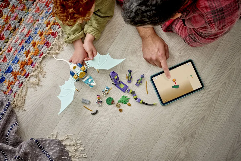 Zane's Ice Dragon Battle van LEGO – productfoto 8 van 12
