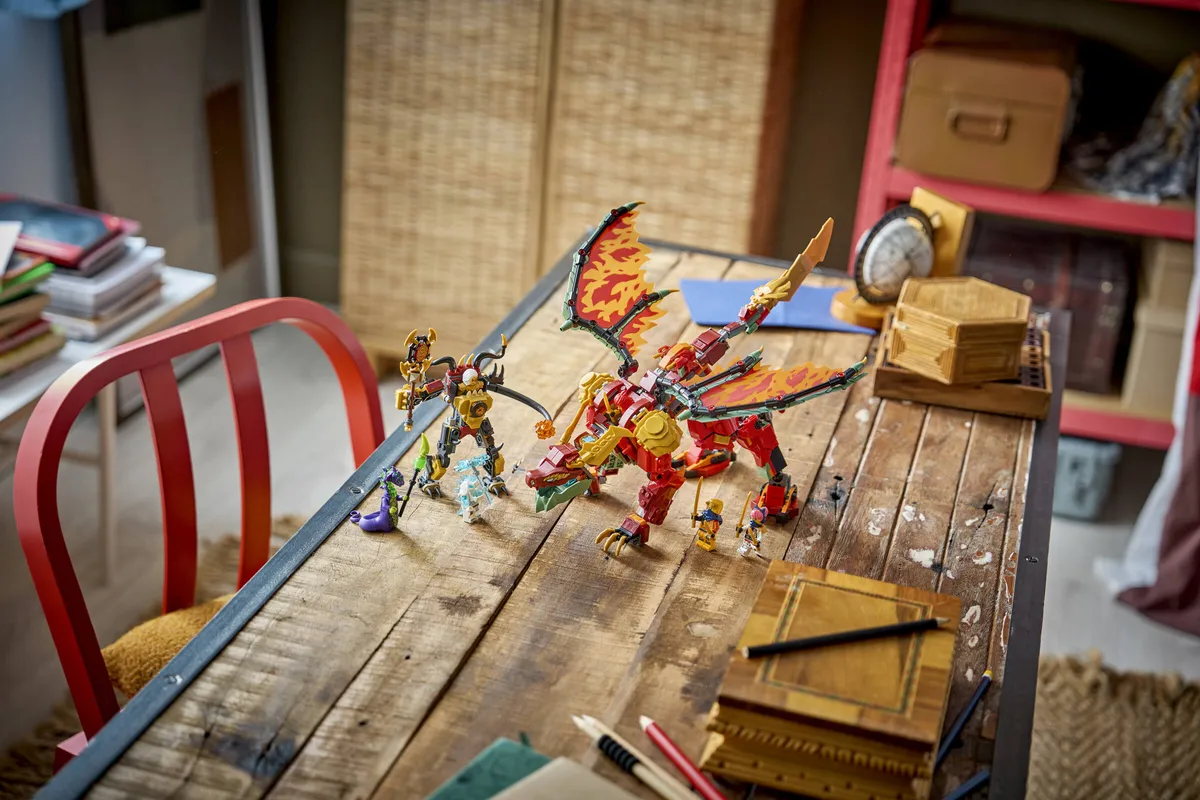 LEGO Wyldfyre's Transforming Dragon Mech (71868) - Bild 13