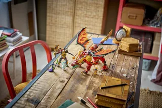 Wyldfyre's Transforming Dragon Mech by LEGO – product photo 14 of 15