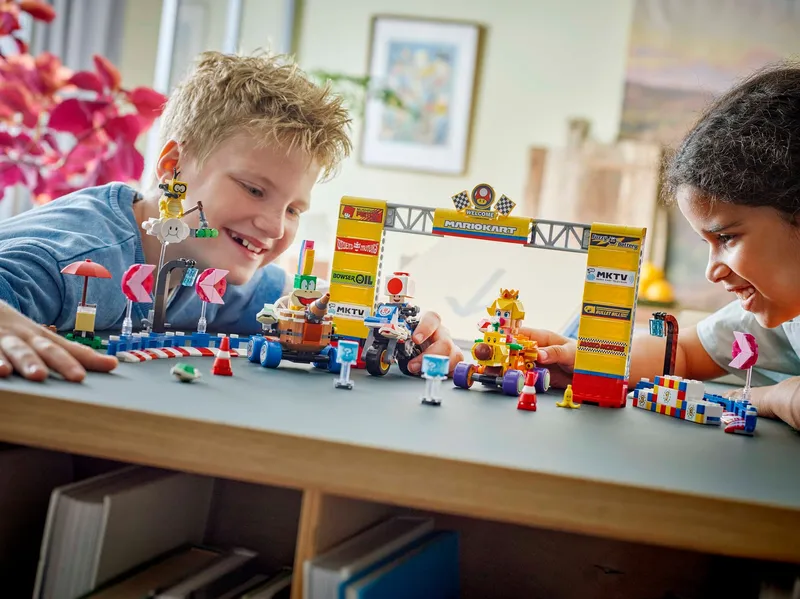 Mario Kart™ – Baby Peach & Grand Prix Set von LEGO – Produktfoto 7 von 9