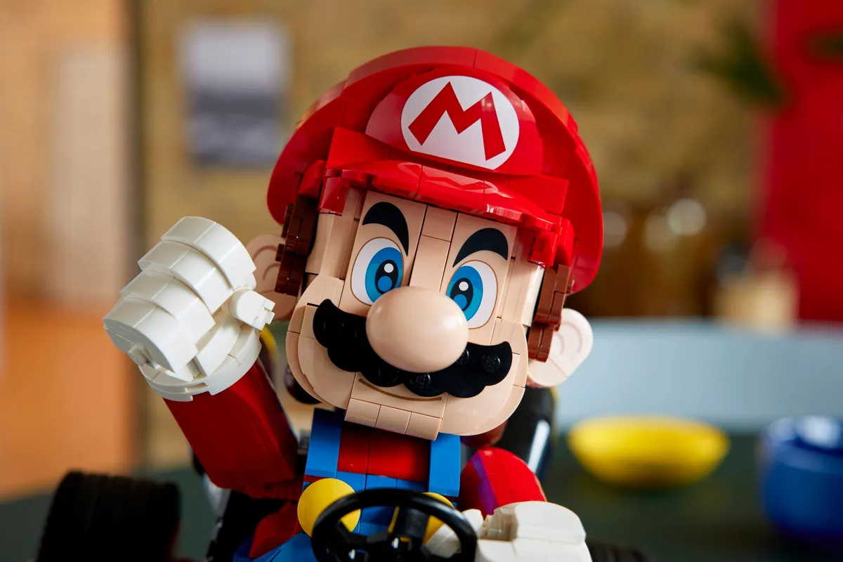 LEGO Mario Kart™ – Mario & Standard Kart (72037) - Bild 7
