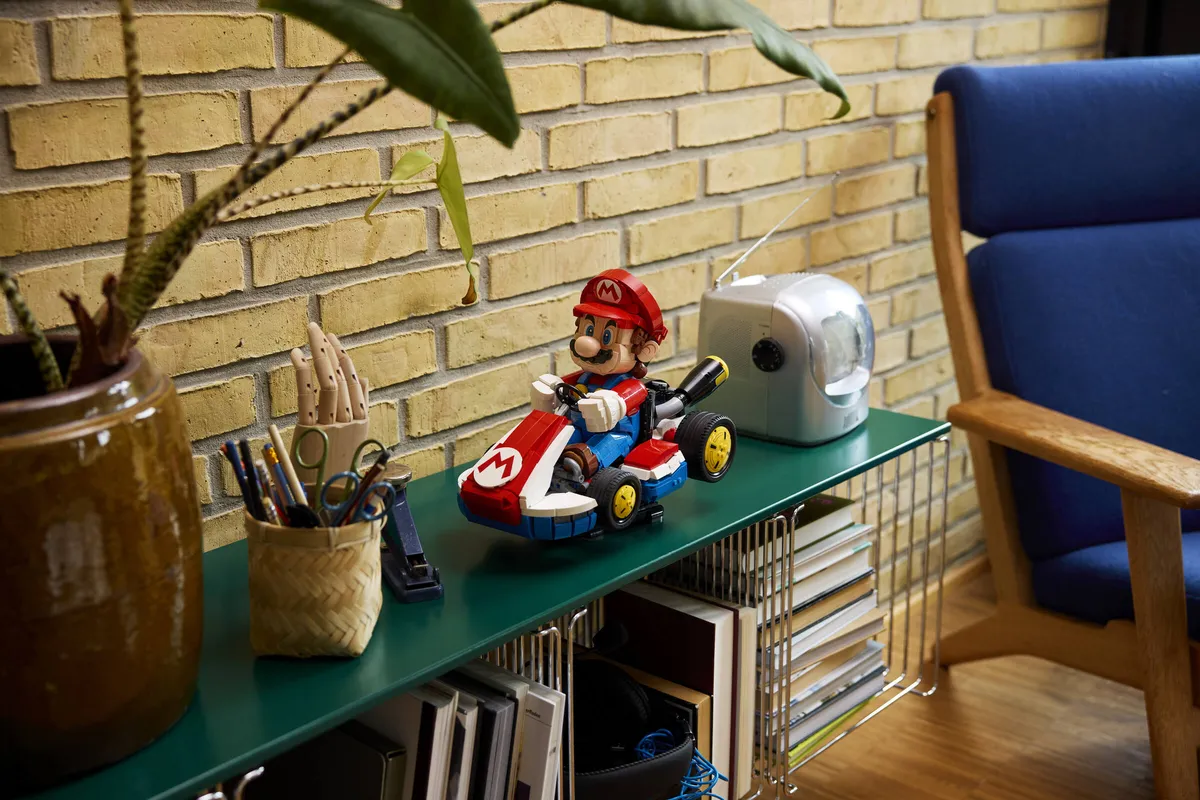 LEGO Mario Kart™ – Mario & Standard Kart (72037) - Bild 8