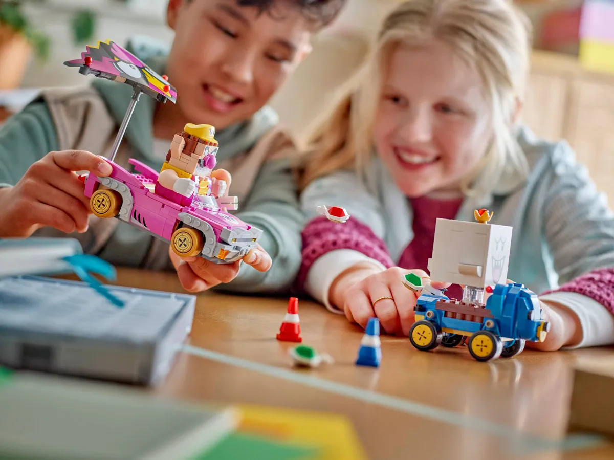 LEGO Mario Kart™ – Wario & King Boo (72038) - Bild 7