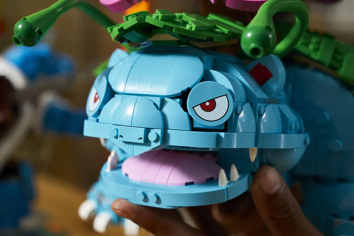 LEGO Venusaur, Charizard and Blastoise (72153) - image 14
