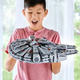 LEGO Millennium Falcon™ (75105) - image 4