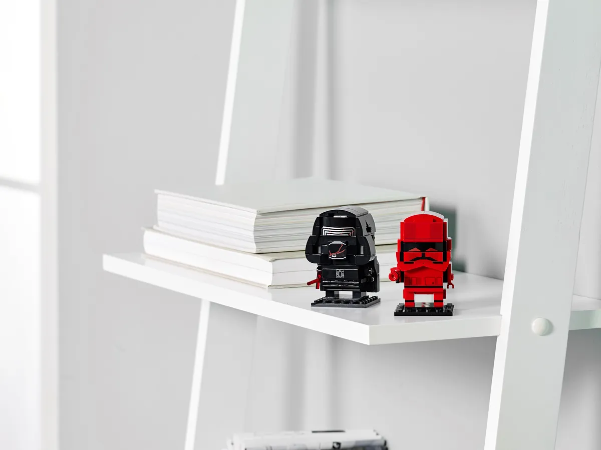 LEGO Kylo Ren™ & Sith Trooper™ (75232) - Bild 5