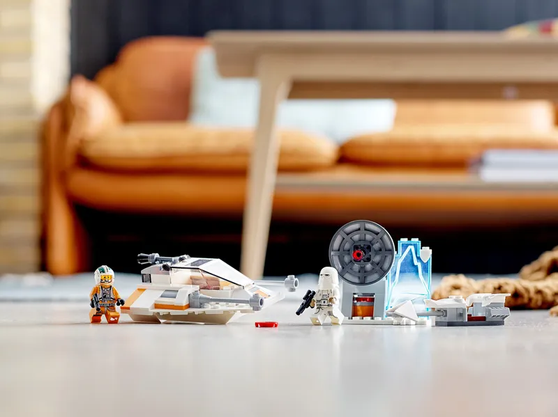 Snowspeeder™ by LEGO – product photo 9 of 10
