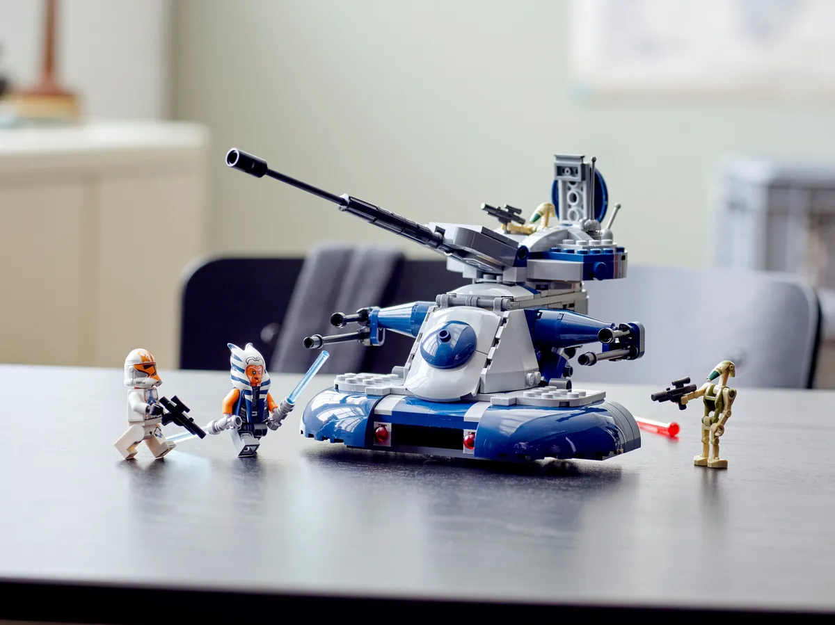 LEGO Armored Assault Tank (AAT™) (75283) - image 9