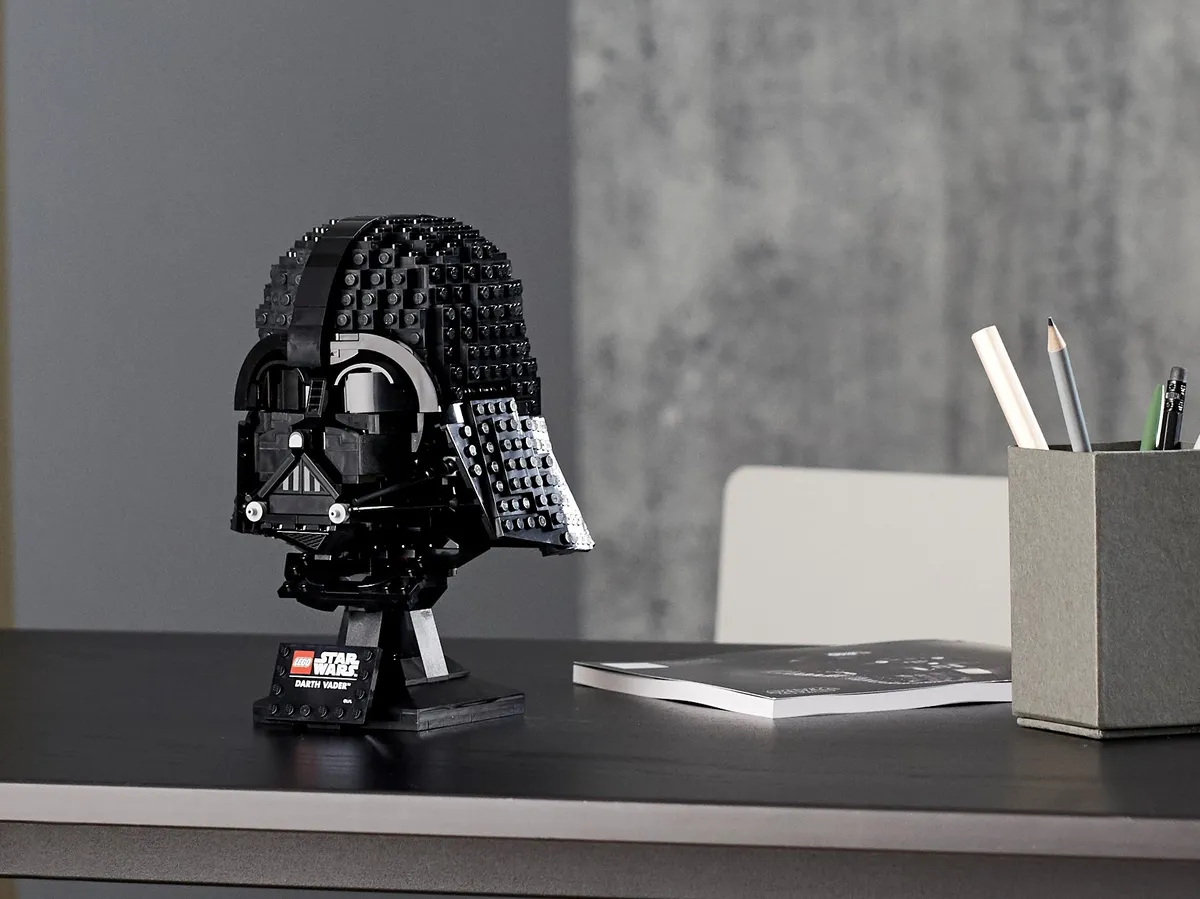 LEGO Darth Vader™ Helmet (75304) - Bild 6