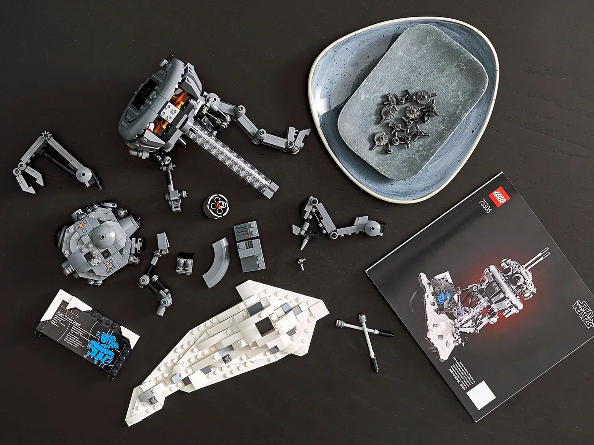 LEGO Imperial Probe Droid™ (75306) - image 10