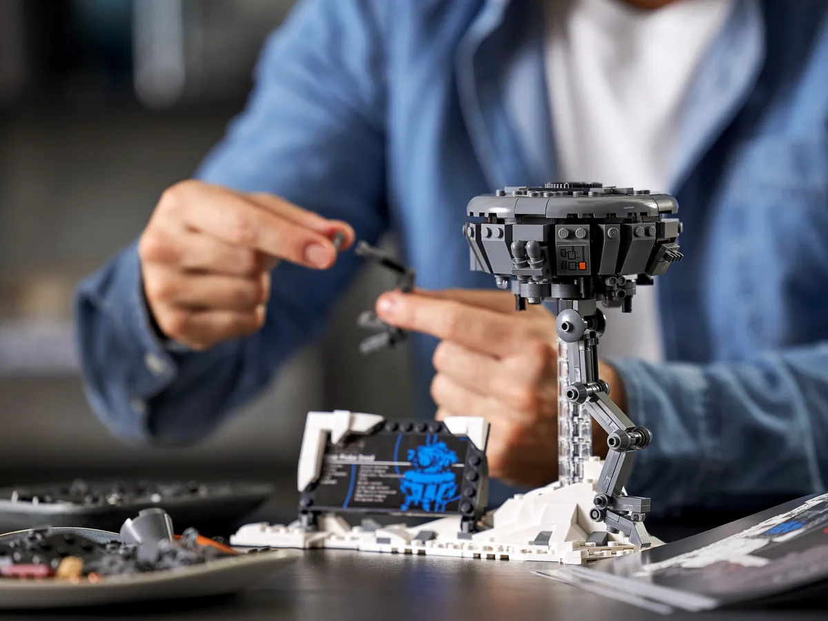 LEGO Imperial Probe Droid™ (75306) - image 17