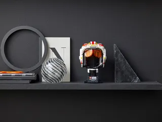 Luke Skywalker™ (Red Five) Helmet de LEGO – photo du produit 7 sur 7