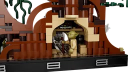 LEGO Dagobah™ Jedi™ Training Diorama (75330) - image 3