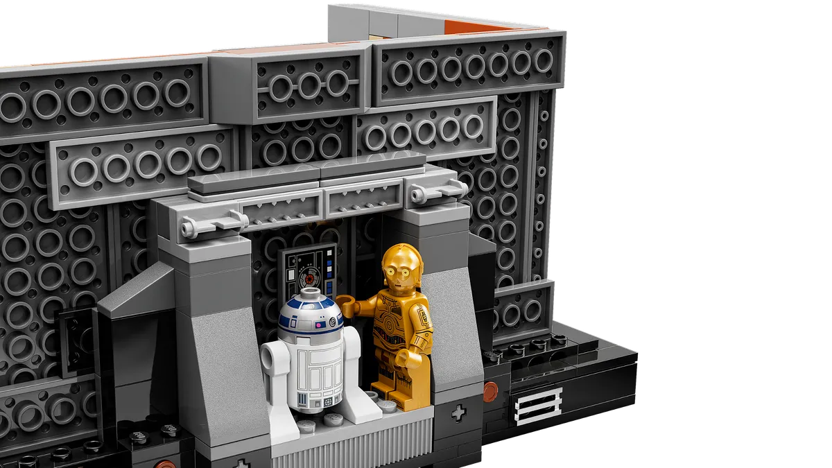 LEGO Death Star™ Trash Compactor Diorama (75339) - image 4