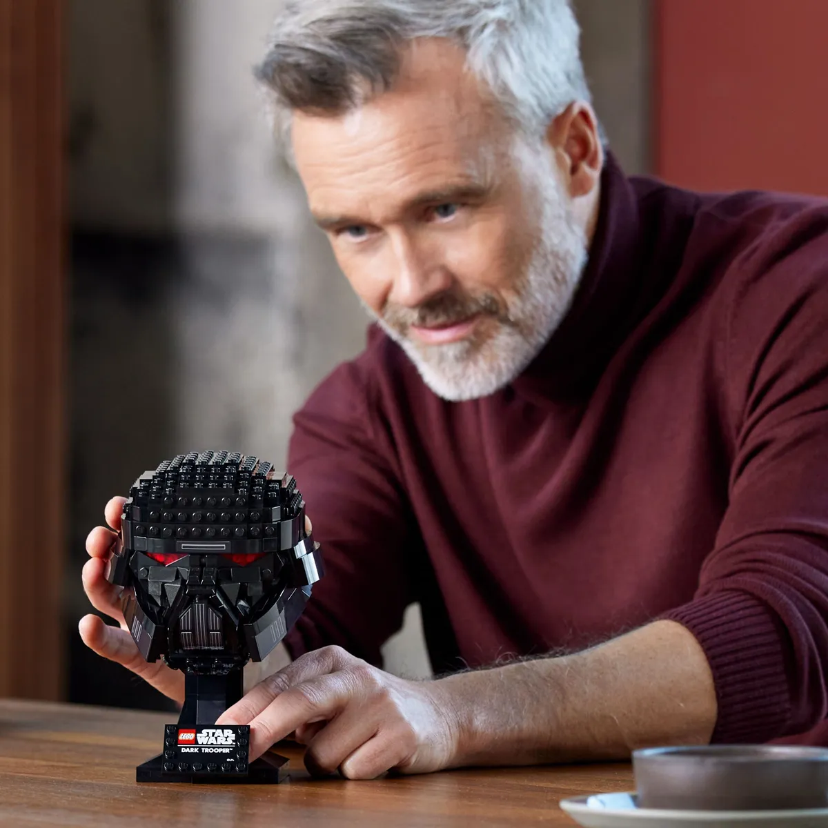 LEGO Dark Trooper™ Helmet (75343) - Bild 5