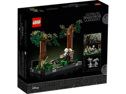 LEGO Endor™ Speeder Chase Diorama (75353) - image 4