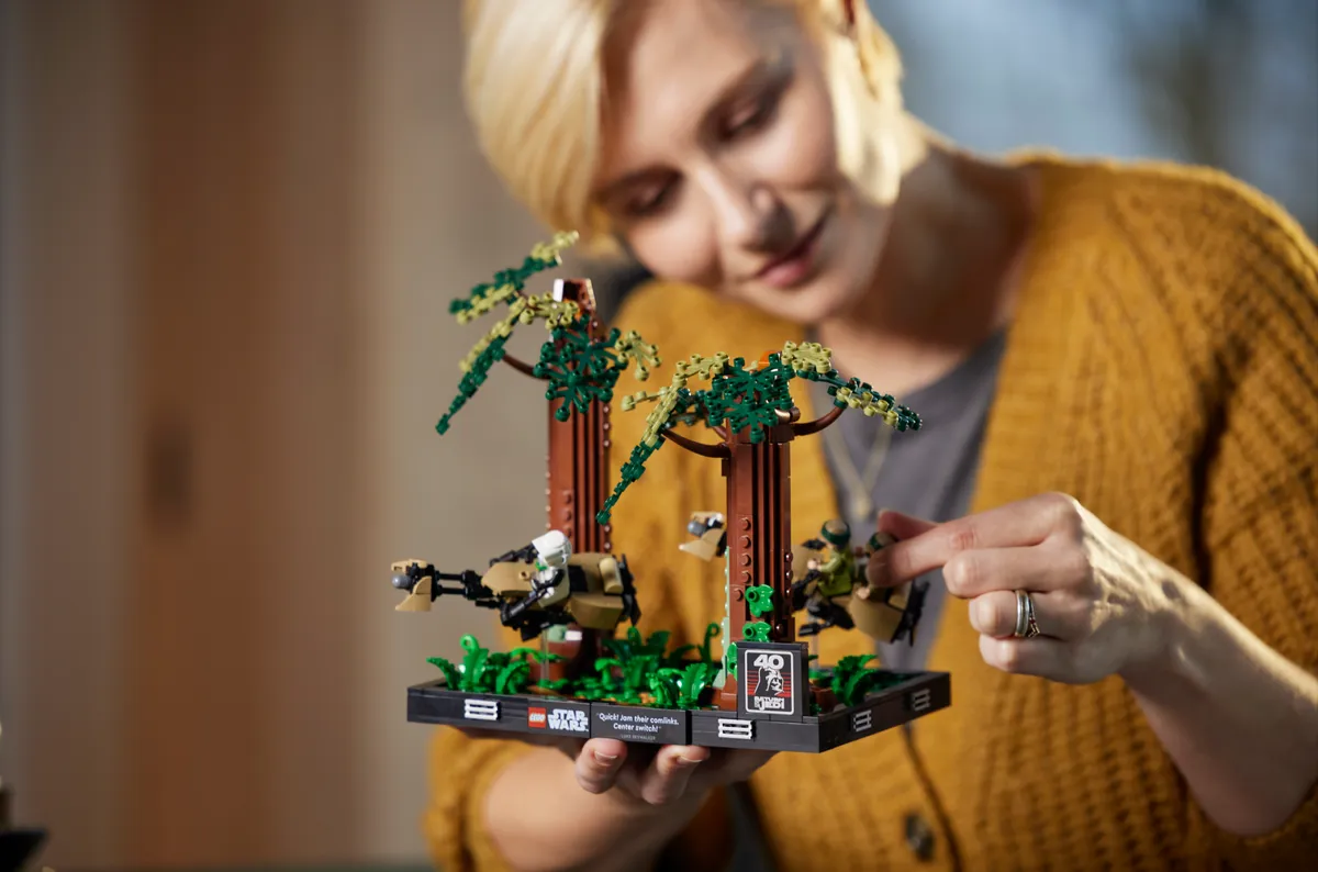 LEGO Endor™ Speeder Chase Diorama (75353) - Bild 5