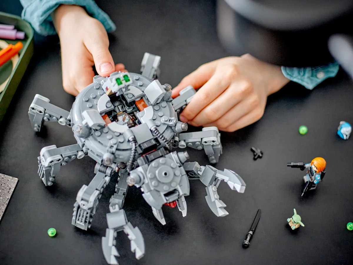 LEGO Spider Tank (75361) - afbeelding 9