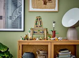 LEGO Yavin 4 Rebel Base (75365) - image 11