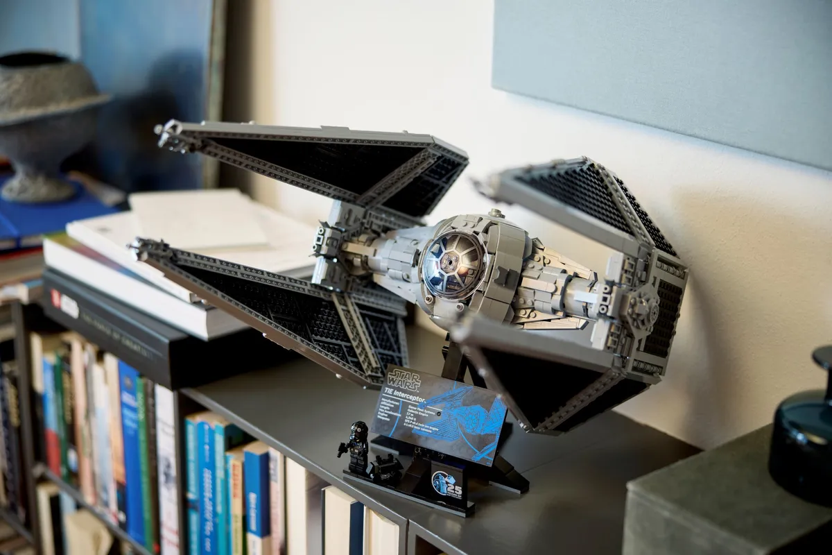 LEGO TIE Interceptor™ (75382) - image 8
