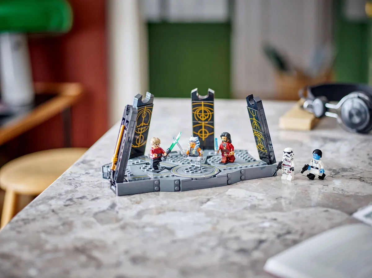 LEGO Ahsoka Tano's Duel on Peridea (75385) - Bild 7