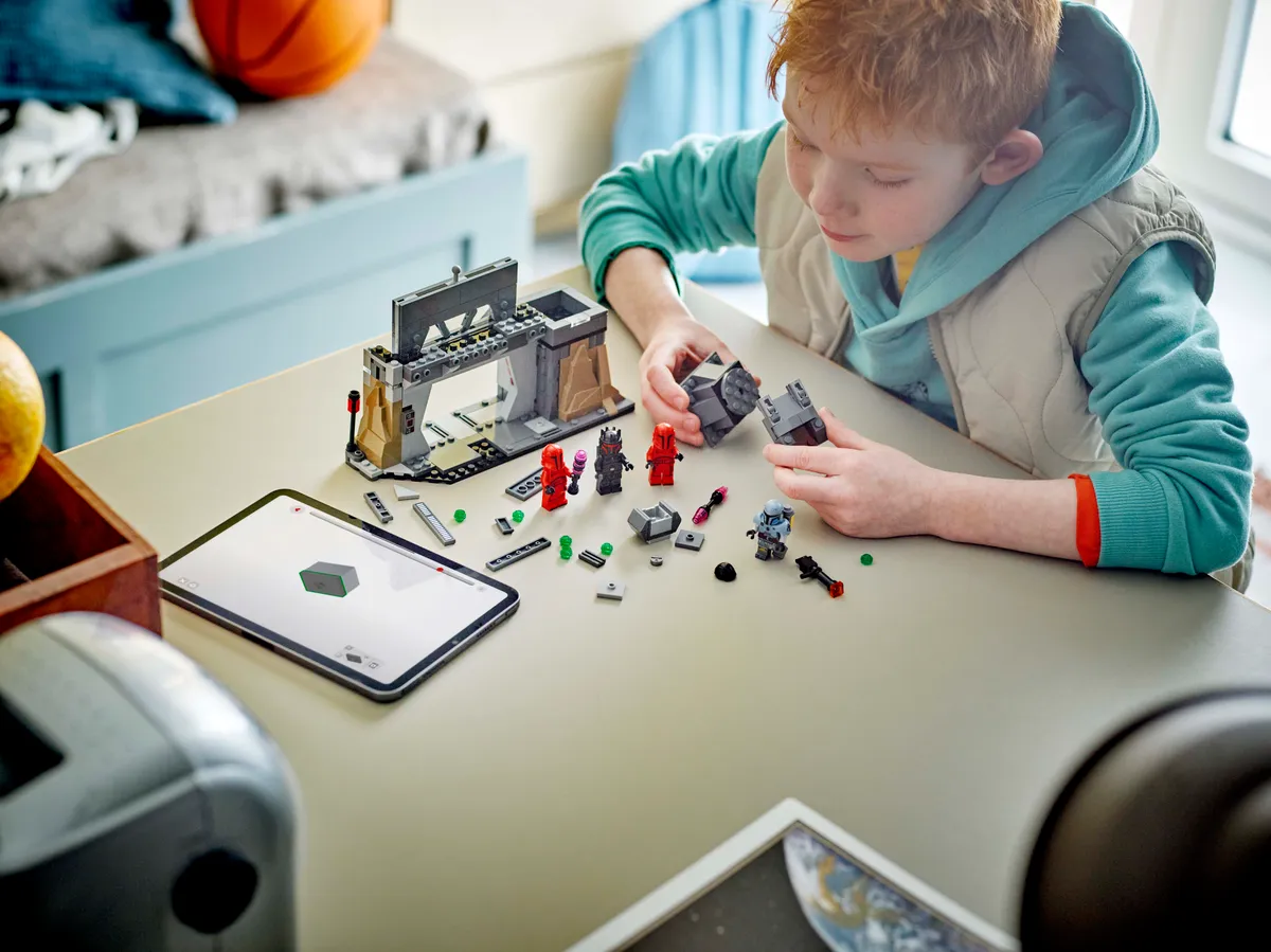 LEGO Paz Vizsla™ and Moff Gideon™ Battle (75386) - Bild 6