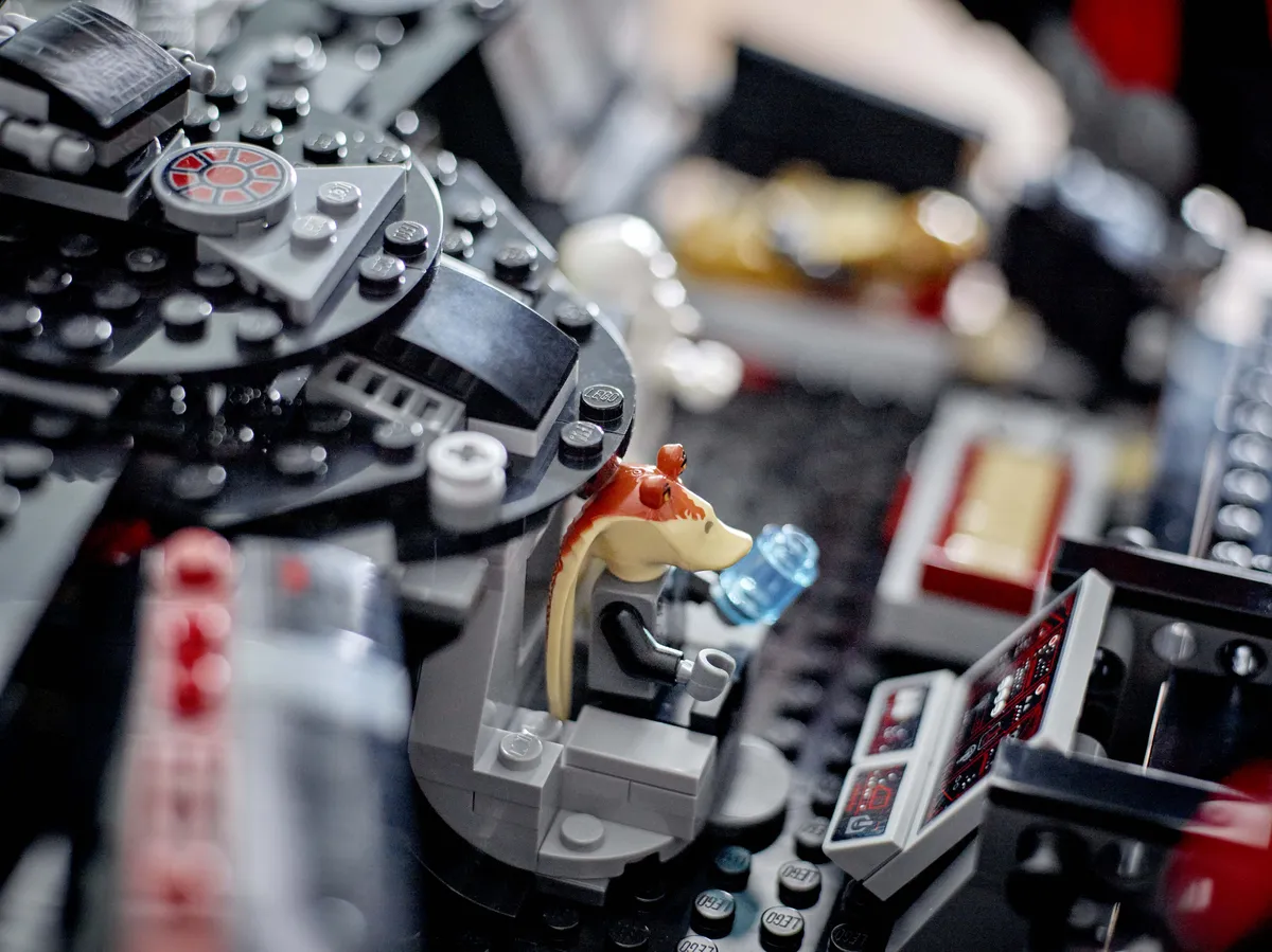 LEGO The Dark Falcon (75389) - Bild 10