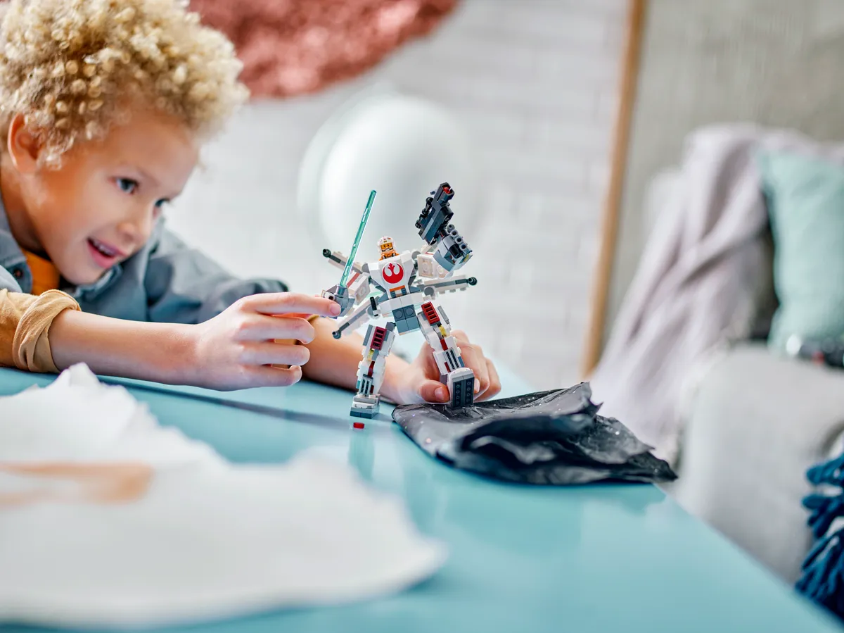 LEGO Luke Skywalker™ X-Wing™ Mech (75390) - Bild 3
