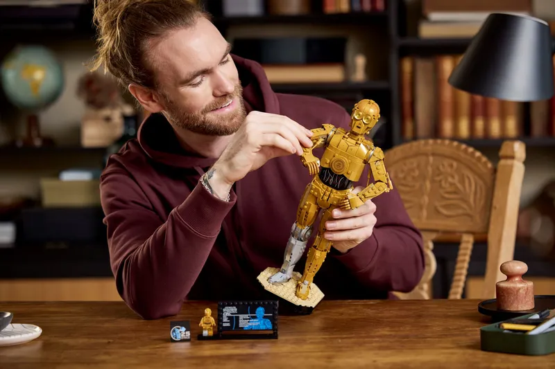 C-3PO™ by LEGO – product photo 5 of 8