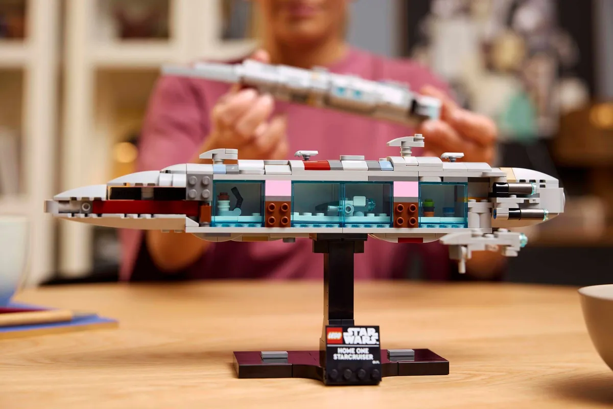 LEGO Home One Starcruiser (75405) - Bild 7