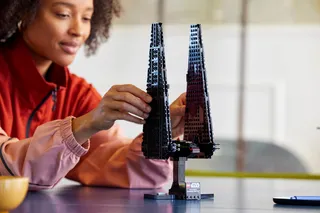 Kylo Ren's Command Shuttle by LEGO – product photo 7 of 11
