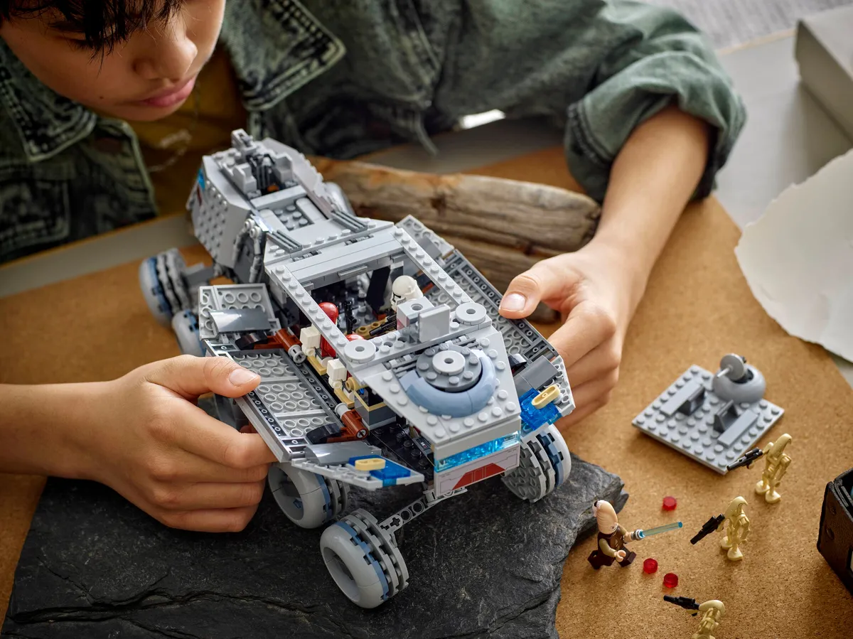 LEGO Republic Juggernaut (75413) - Bild 11