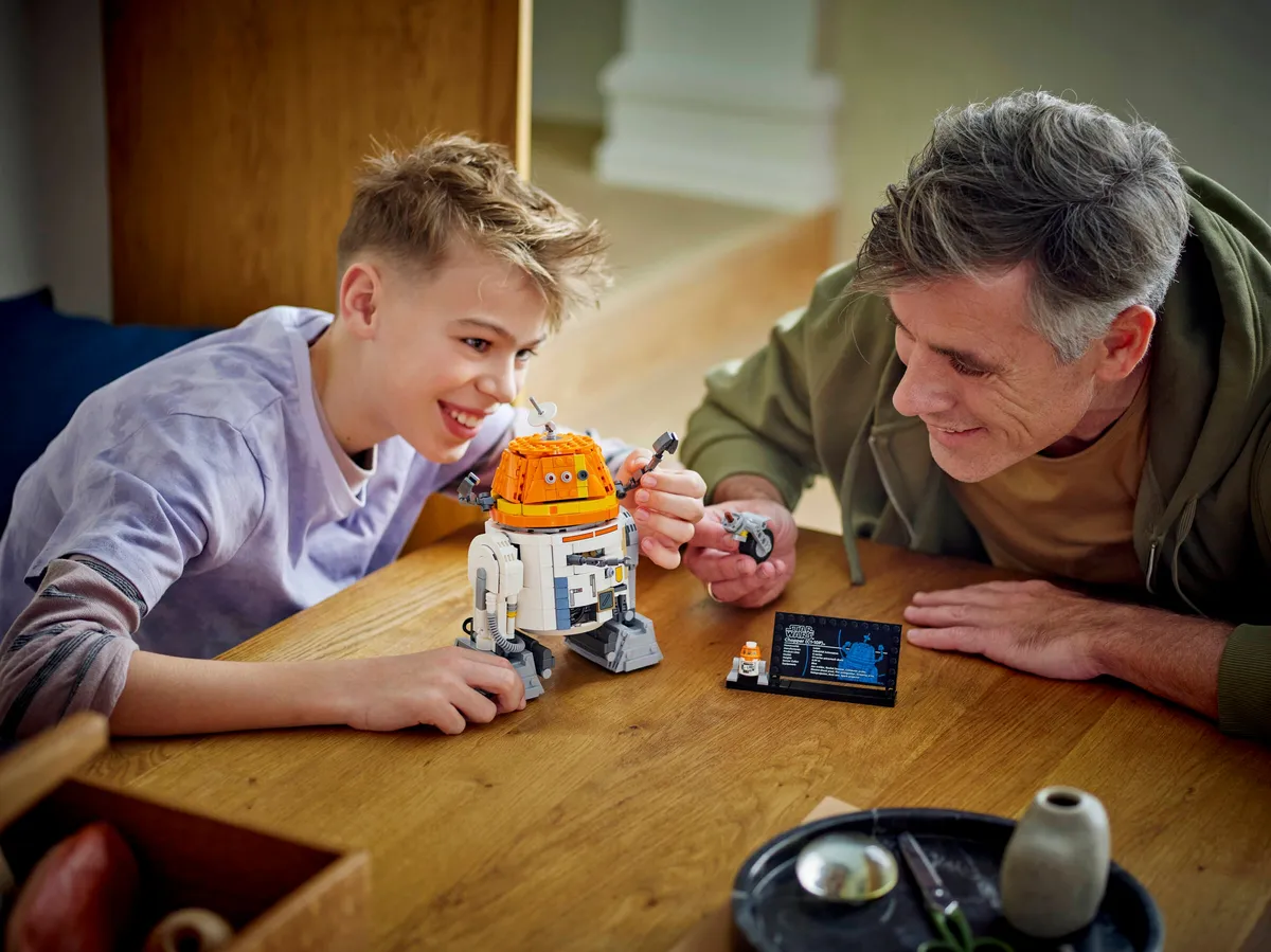LEGO Chopper (C1-10P)™ Astromech Droid (75416) - Bild 7