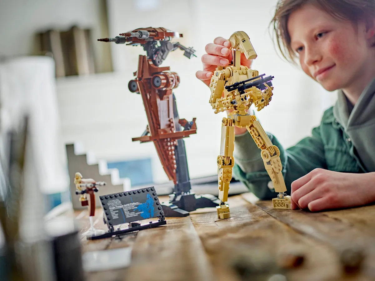 LEGO Battle Droid™ with STAP (75428) - image 8
