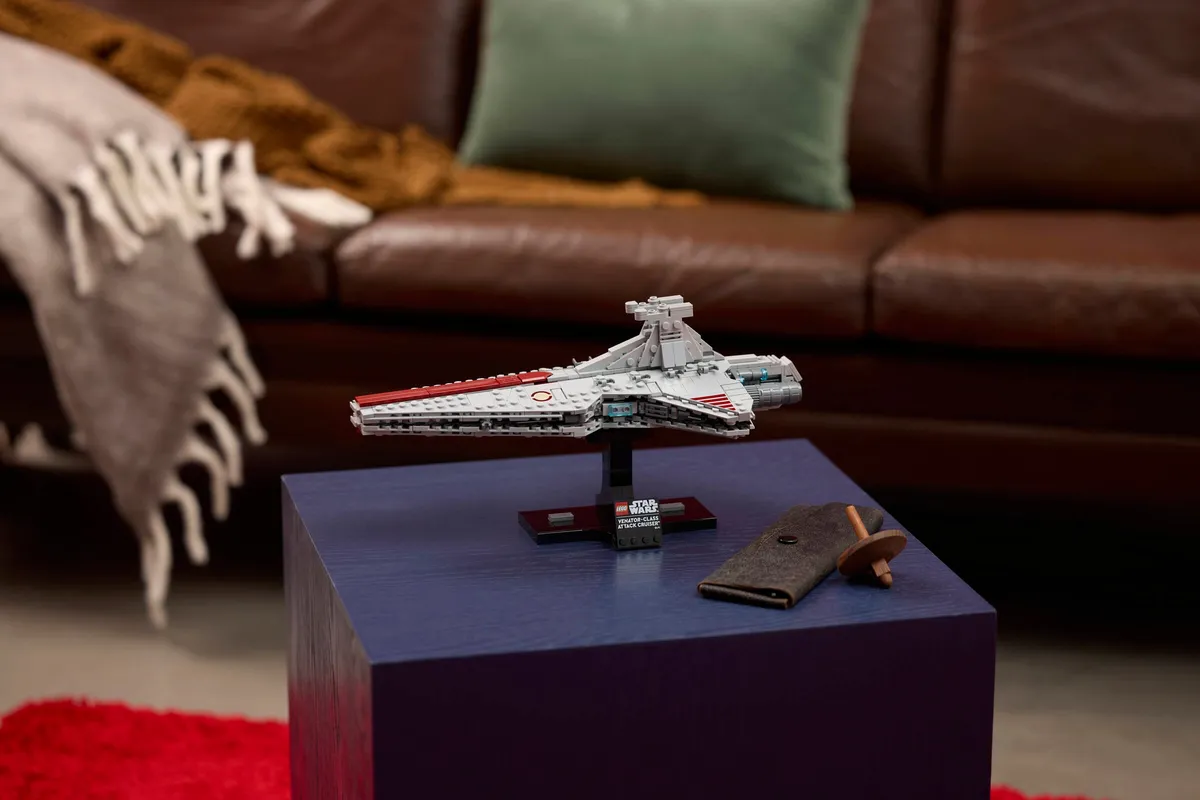LEGO Venator-Class Attack Cruiser™ (75441) - afbeelding 7