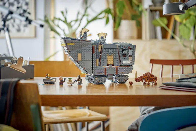 Offworld Sandcrawler™ and Mudhorn från LEGO – produktbild 17 av 18