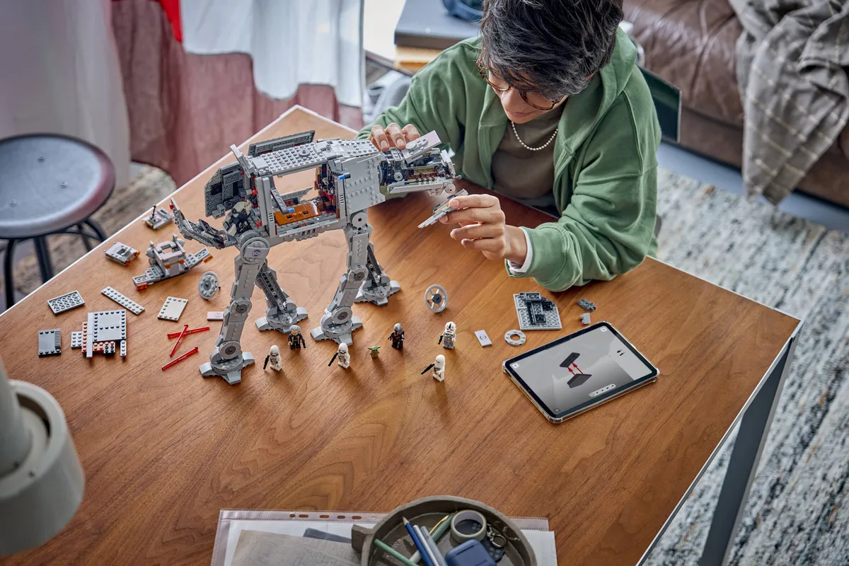 LEGO Imperial Remnant AT-AT™ with INT-4 (75454) - Bild 9