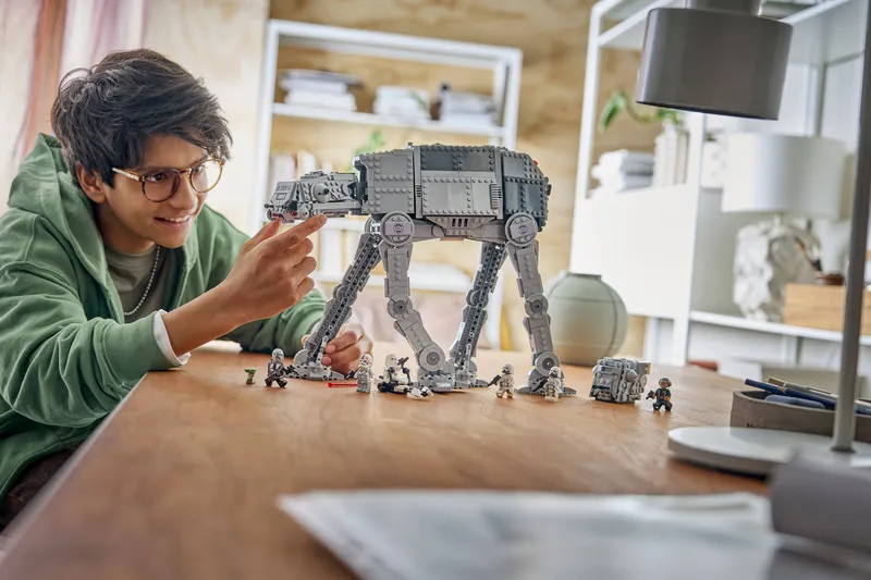Imperial Remnant AT-AT™ with INT-4 by LEGO – product photo 11 of 18