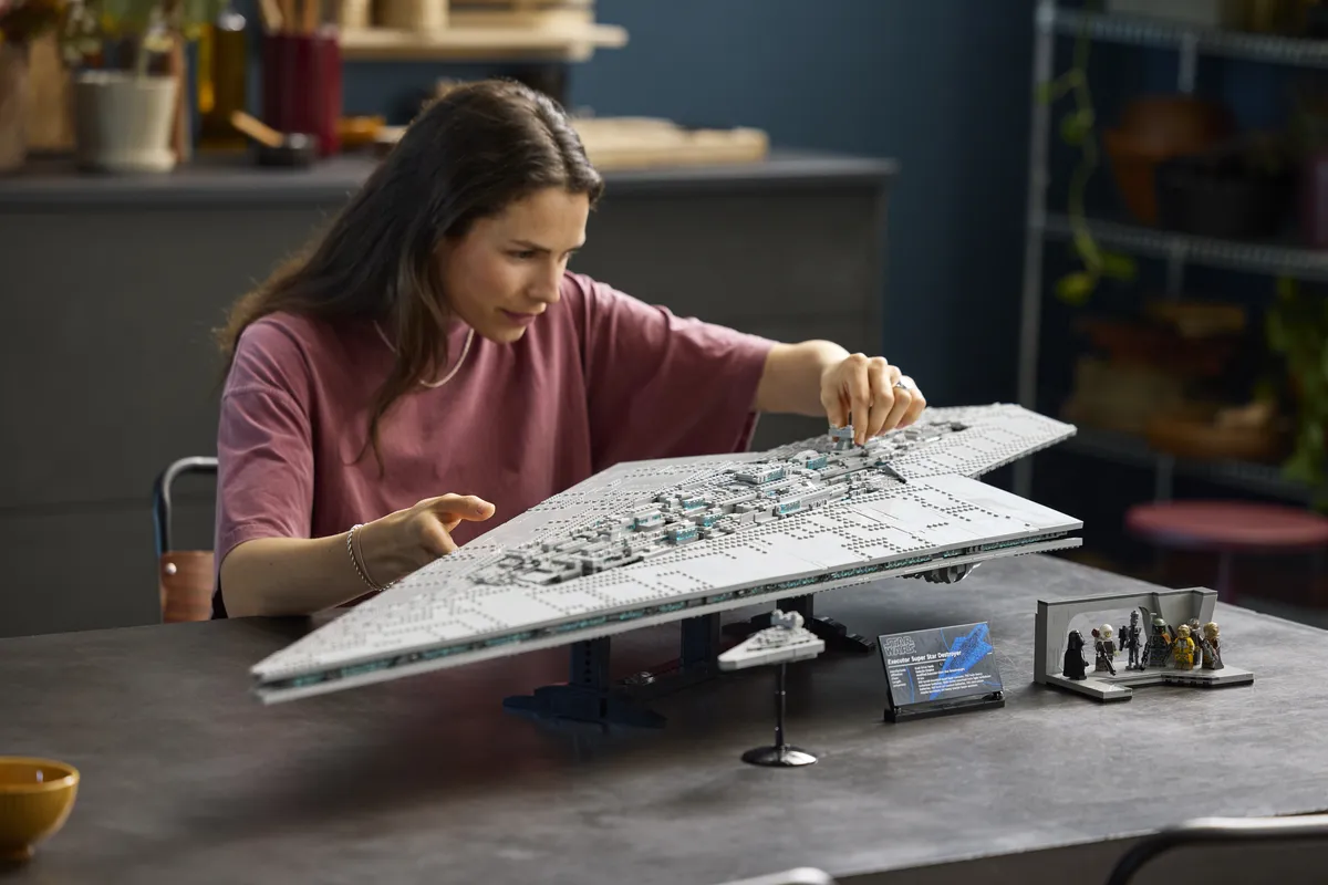 LEGO Executor Super Star Destroyer™ (75457) - image 14