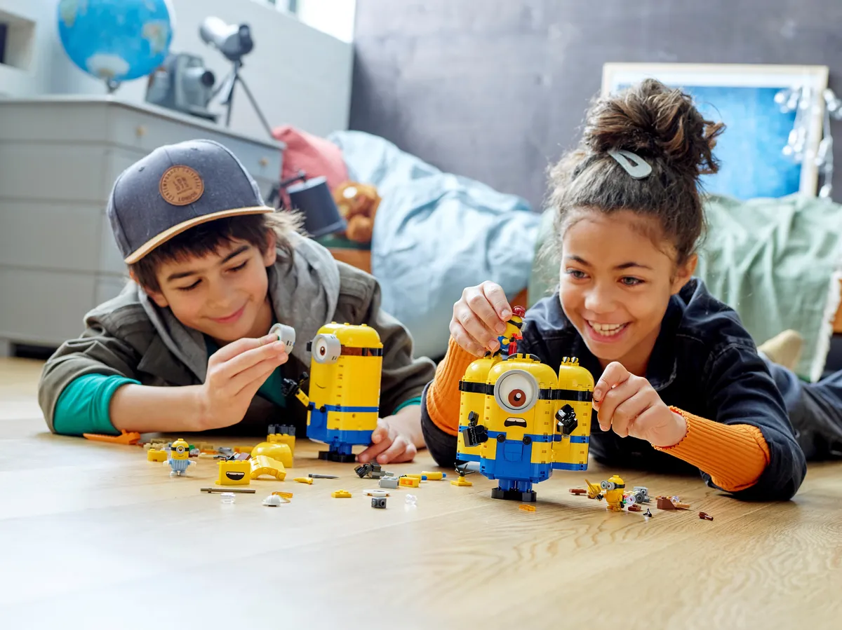 LEGO Brick-built Minions and their Lair (75551) - Bild 10