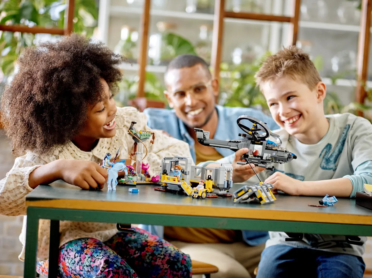 LEGO Floating Mountains: Site 26 & RDA Samson (75573) - Bild 11