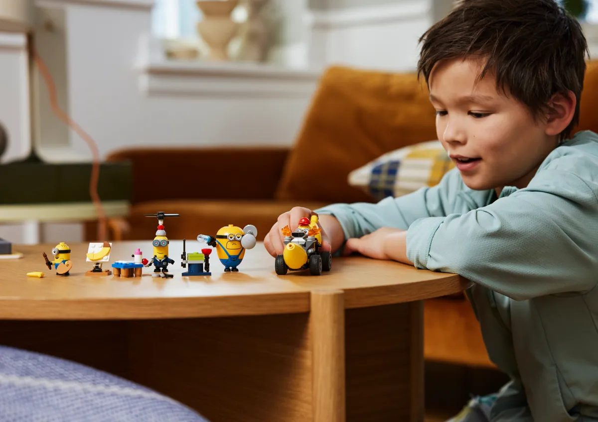 LEGO Minions and Banana Car (75580) - Bild 5
