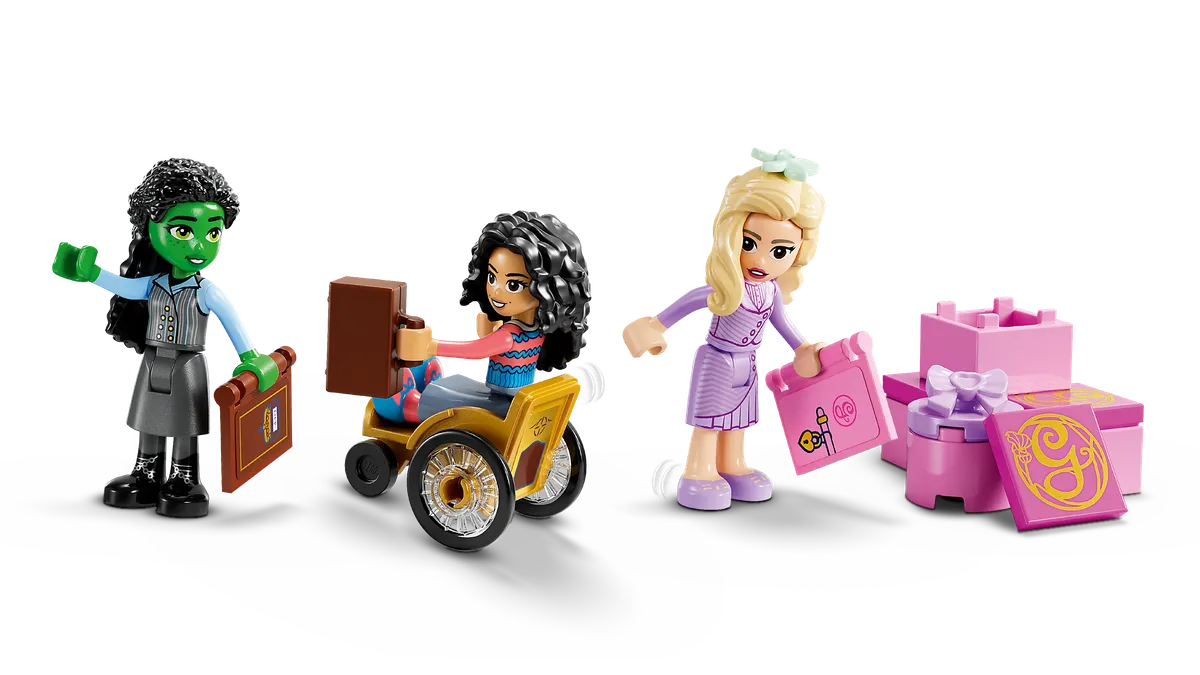 LEGO Glinda, Elphaba & Nessarose at Shiz University (75681) - image 2
